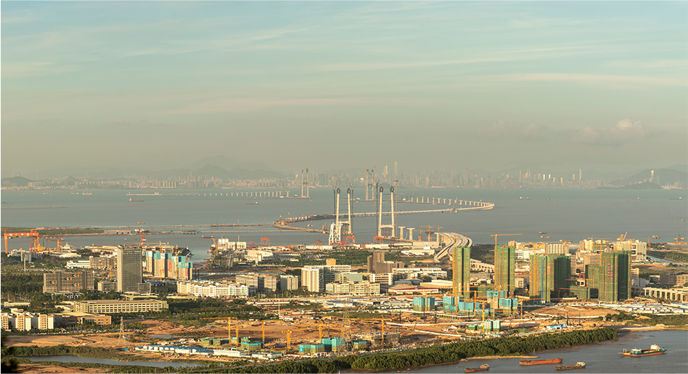 Shenzhen-Zhongshan Channel Connects the Two sides of the strait